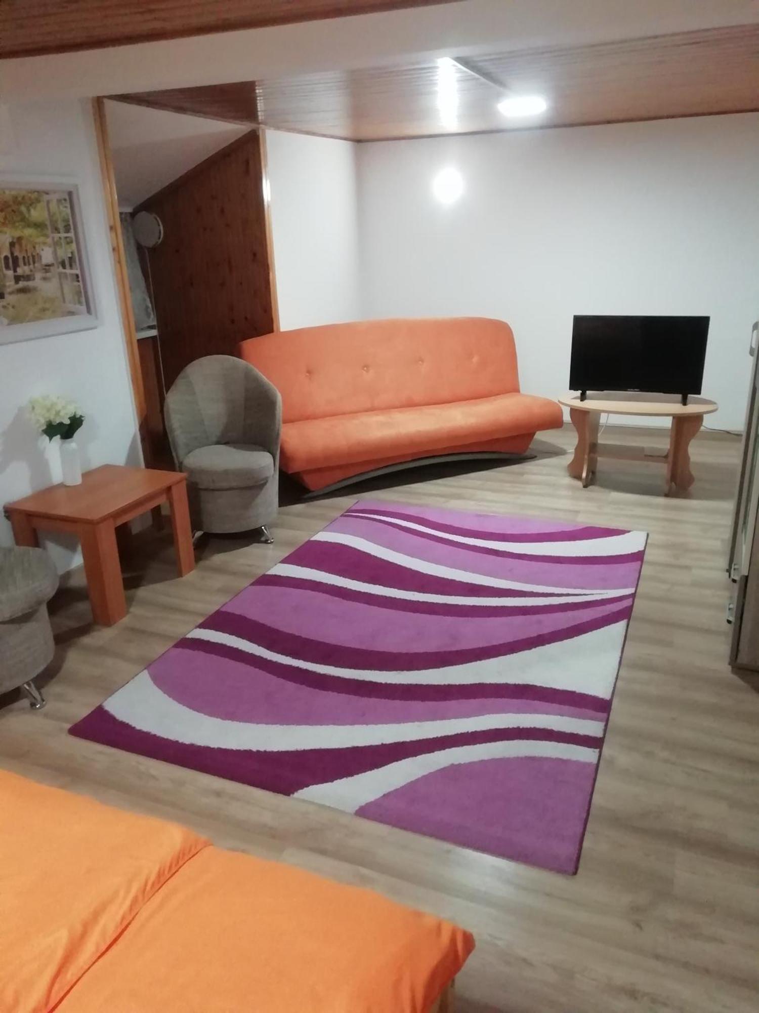 Asta La Vista Vendeghaz Hotel Miskolc Bagian luar foto